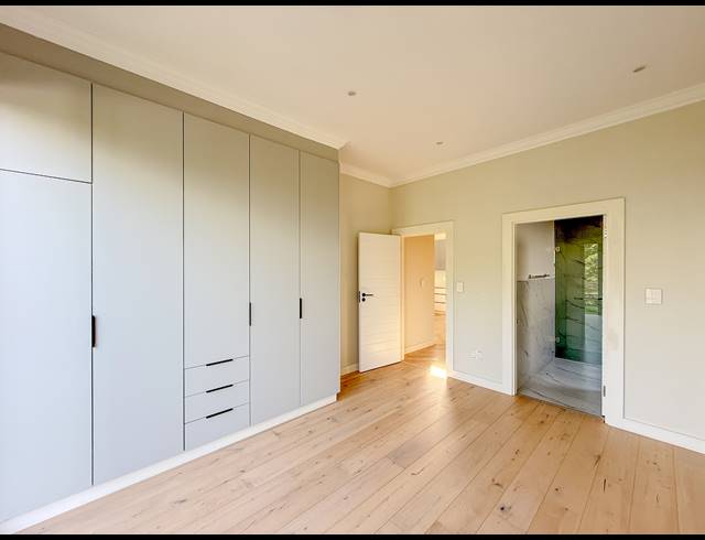 3 BEDROOM TOWNHOUSE FOR SALE IN SALT ROCK